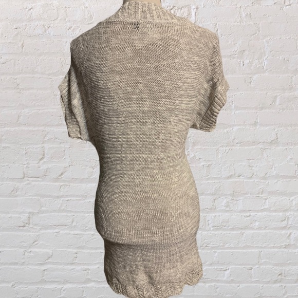 Dots Gray White Blend Deep V Crochet Knit Sweater Tunic Top NWT - Picture 2 of 11